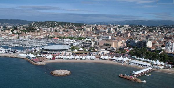 Cannes Film Festival, under high alert, sends a message of support to Manchester 